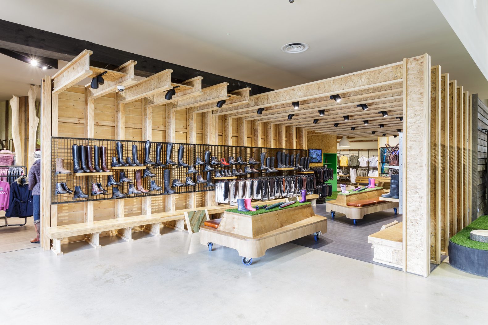 Naylors Equestrian Retail Design