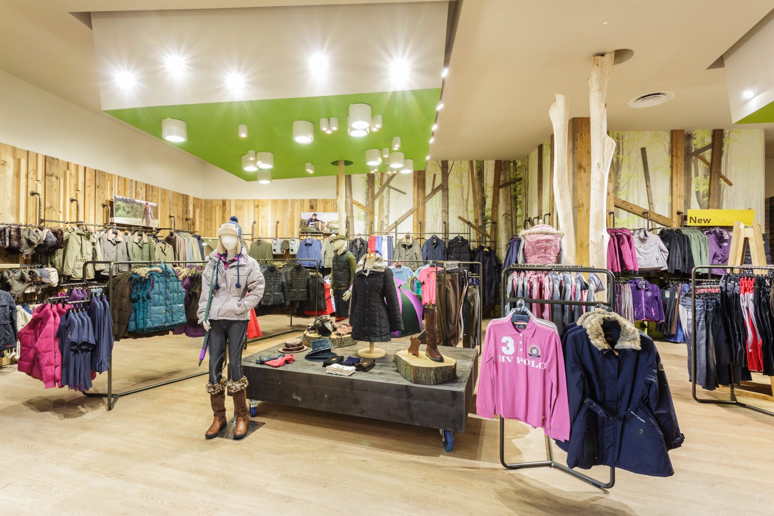 Naylors Equestrian Retail Design